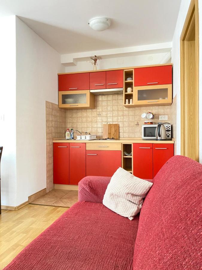 D.O.O. Yury Apartment Traù Esterno foto